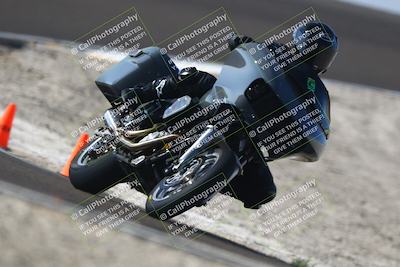 media/Nov-01-2025-TrackDaz (Sat) [[2b4d5192bc]]/C Group/1240pm (Turn 2 Outside)/